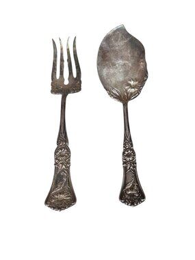 Wm A Rogers A1 1906 Art Nouveau Repousse Floral Serving Fork & Pastry Server
